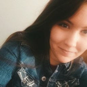 Meet your Posher, Laurie